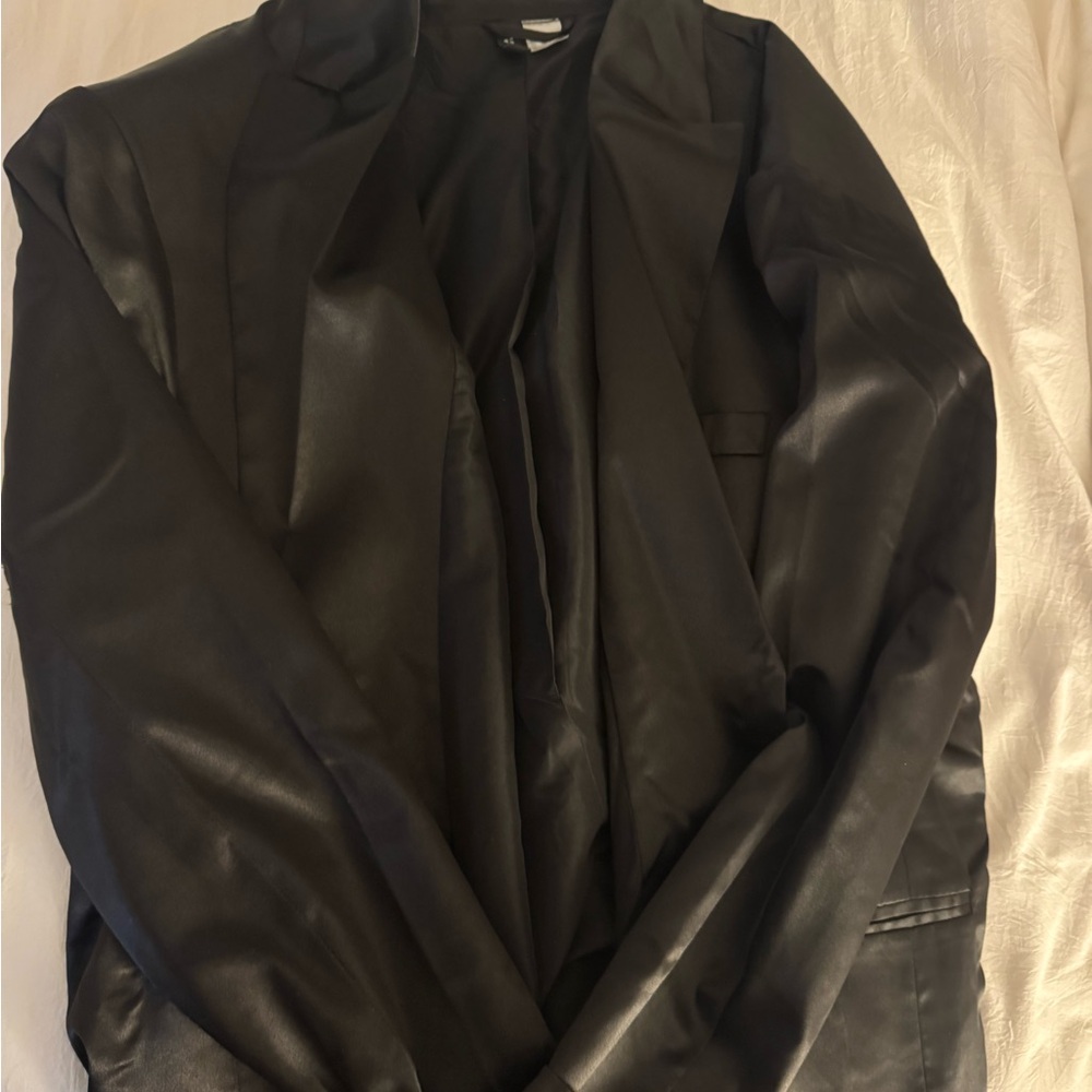 H&M satin Black blazer